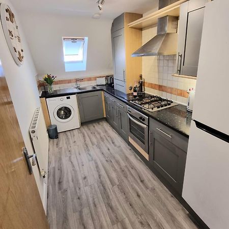 Centrally Located Boscombe Beach Apart With Parking Bournemouth Eksteriør bilde