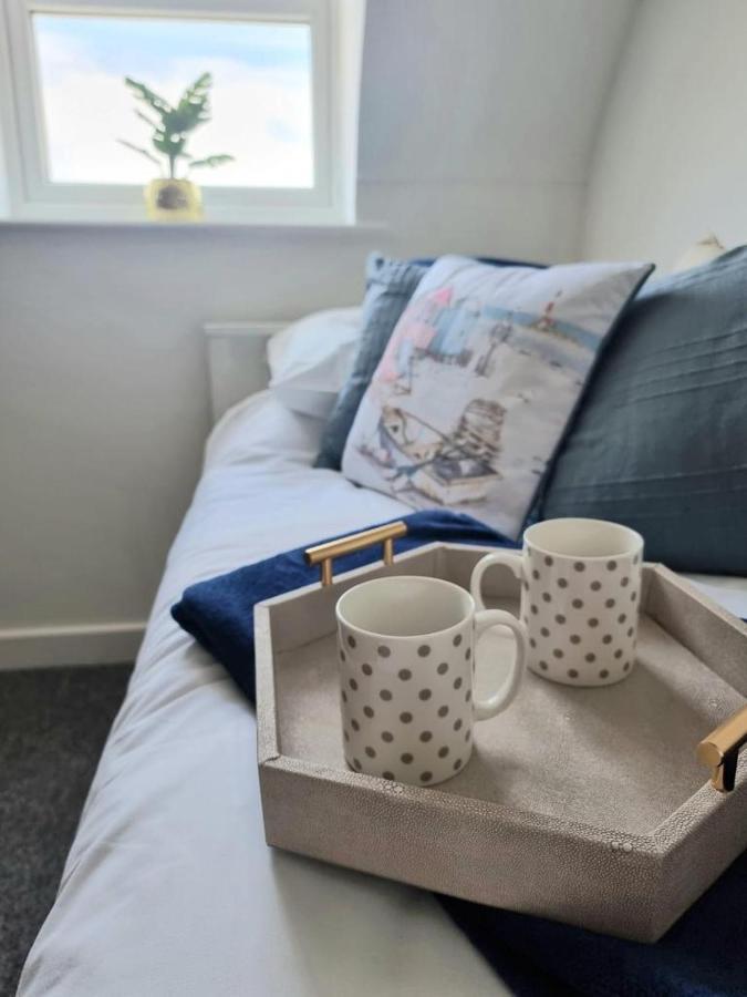 Centrally Located Boscombe Beach Apart With Parking Bournemouth Eksteriør bilde